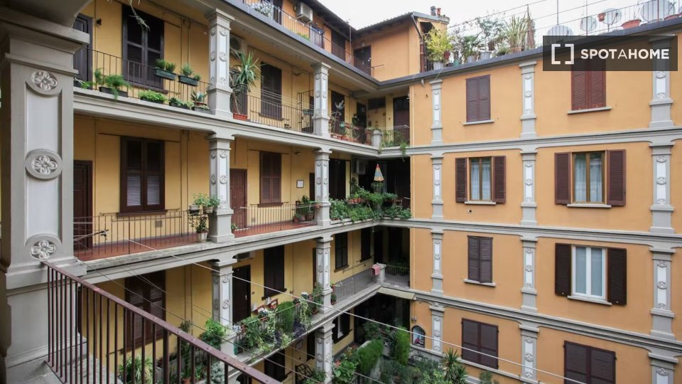 Apartment Milan, 1 bed, 65m² — photo 1