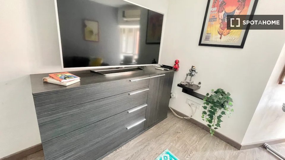 Apartment Madrid, 2 beds, 65m² — photo 10