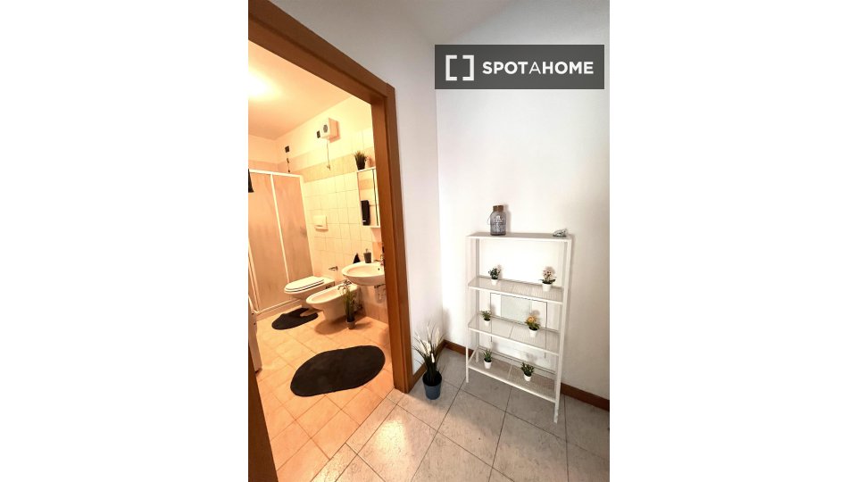 Double room Trento, 1 bed — photo 13