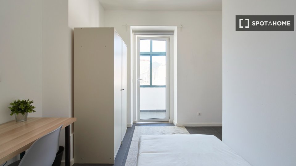 Double room Lisbon, 7 beds — photo 2