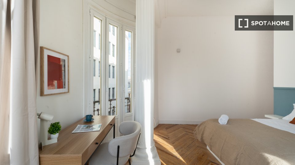 Double room Madrid, 9 beds — photo 3