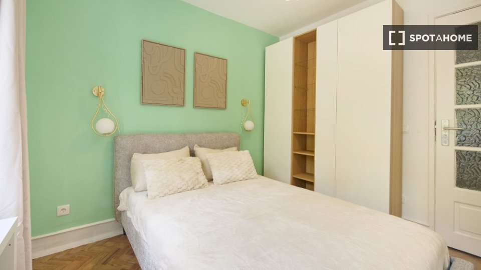 Double room Lisbon, 6 beds — photo 2