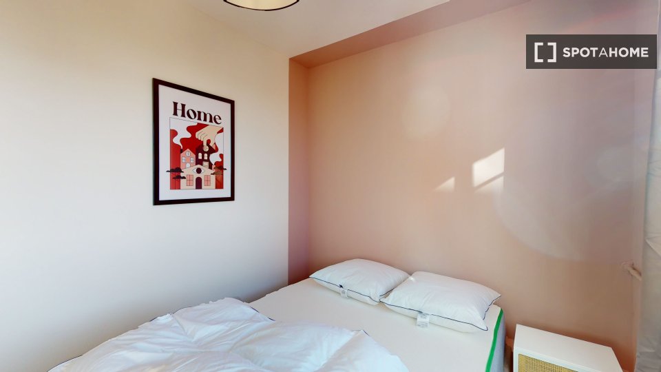 Double room Lille, 12 beds — photo 4