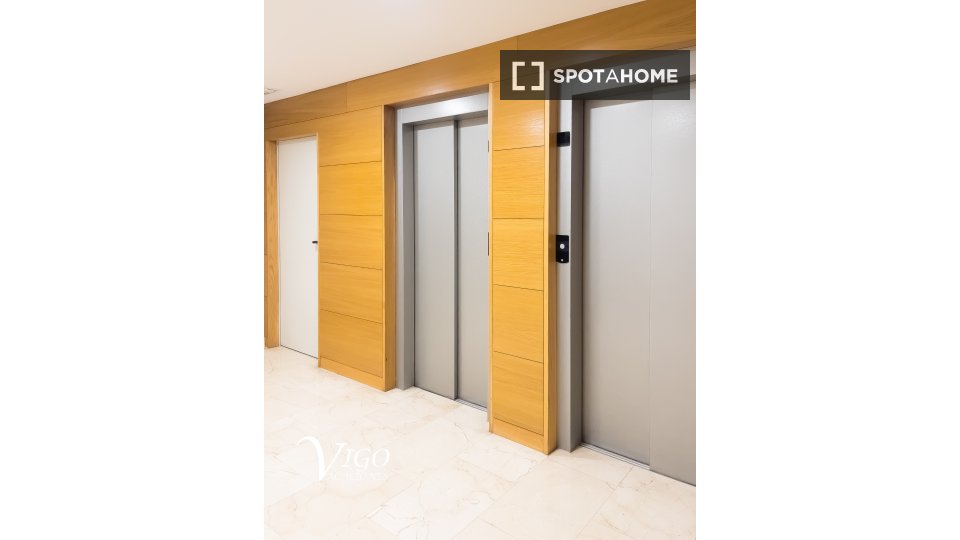 Piso de 2 dormitorios en alquiler en Vigo