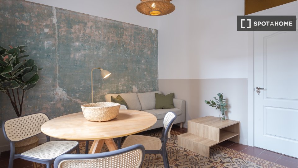 Double room Barcelona, 4 beds, 90m² — photo 16