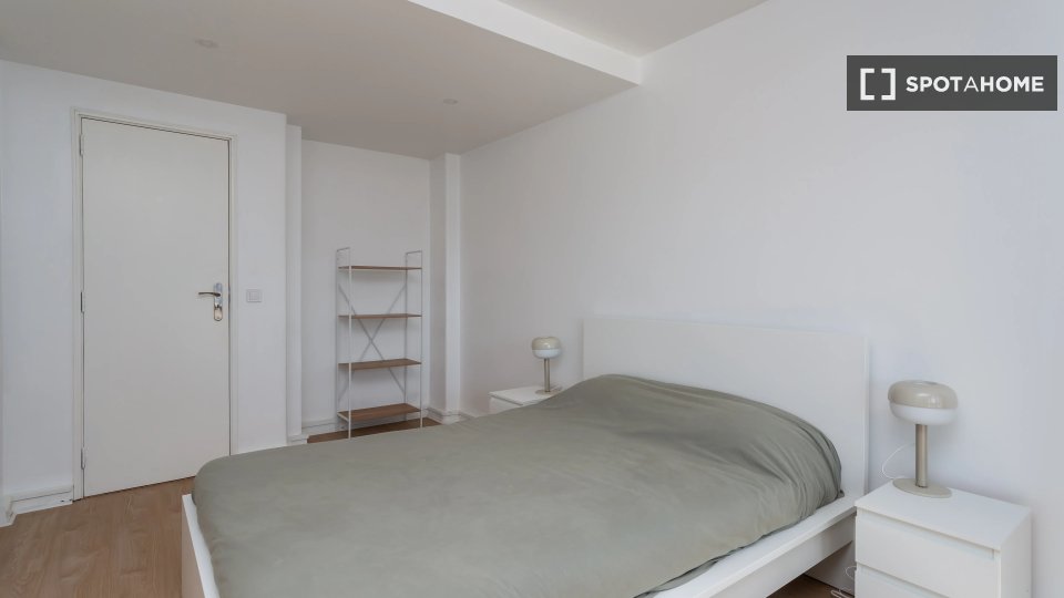 Double room Lisbon, 10 beds — photo 2