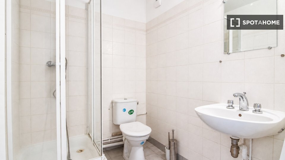 Chambre double Paris, 5 chambres — photo 23