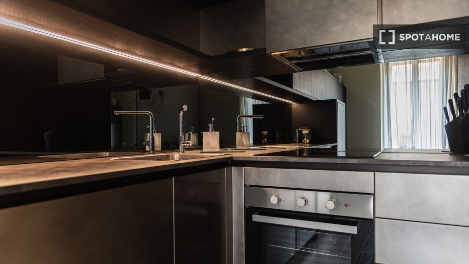 Apartment Milan, 1 bed, 49m² — photo 17