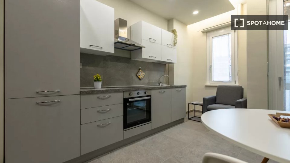 Apartment Turin, 1 bed — photo 2