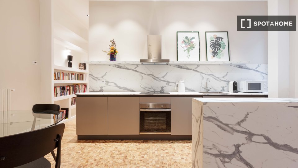 Apartment Milan, 1 bed, 70m² — photo 12