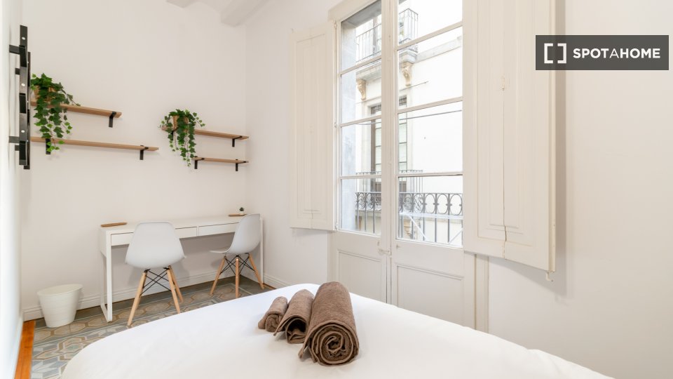 Habitación doble Barcelona, 5 habitaciones — foto 19