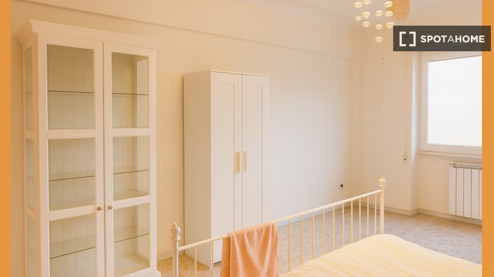 Double room Rome, 3 beds, 25m² — photo 27