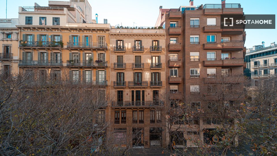 Double room Barcelona, 7 beds, 200m² — photo 7