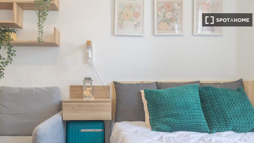 Double room Madrid, 5 beds — photo 14