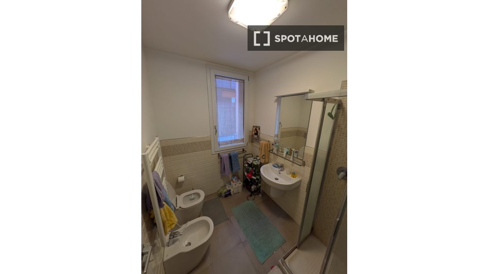 Double room Bologna, 2 beds, 95m² — photo 11