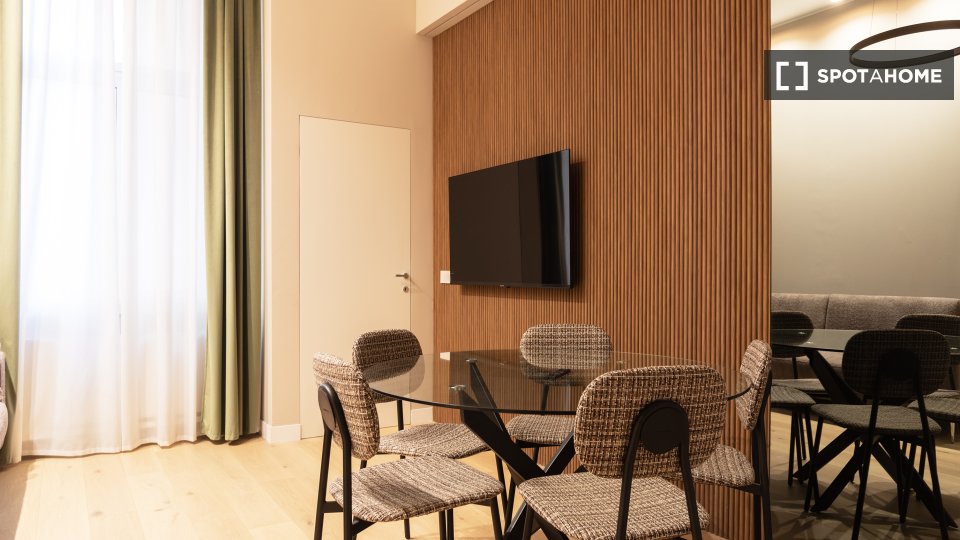 Apartment Milan, 2 beds, 56m² — photo 1