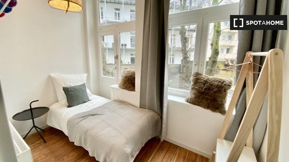 Double room Hamburg, 7 beds — photo 10