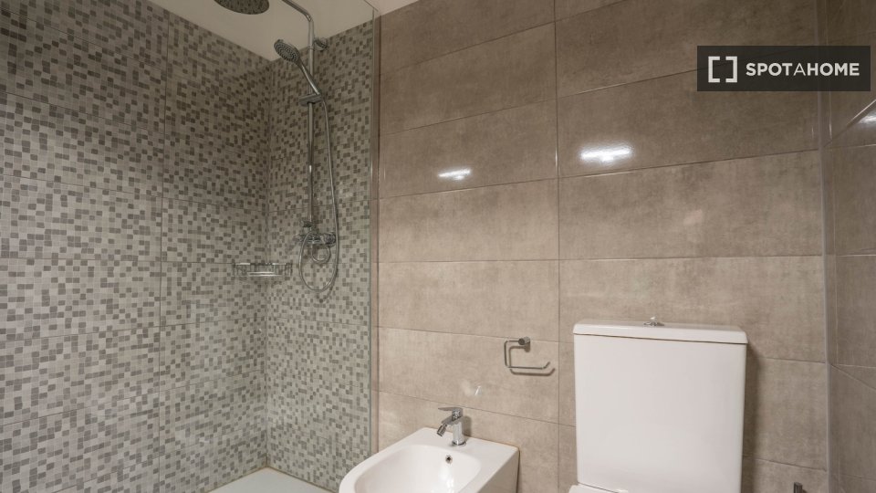Double room Porto, 7 beds — photo 9