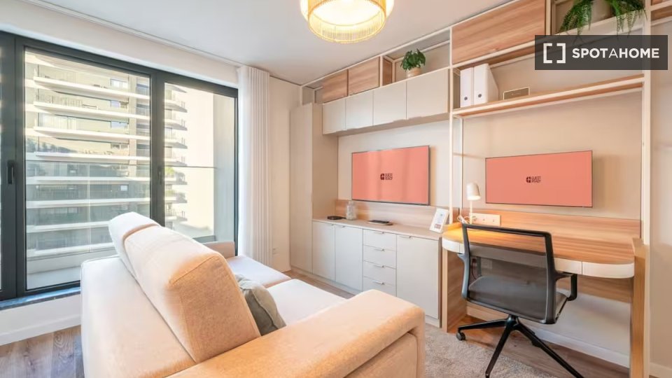 Apartment Lisbon, 1 bed — photo 15