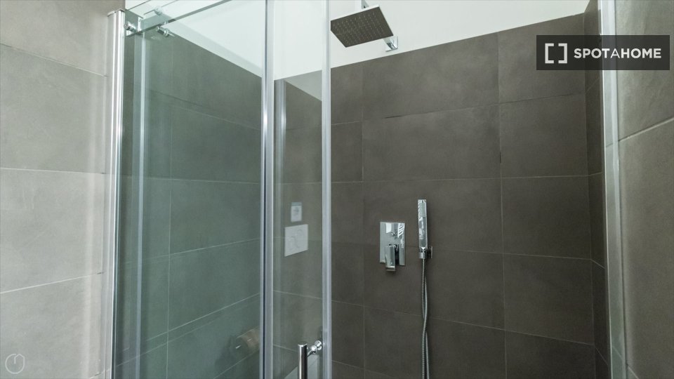 Apartment Milan, 1 bed, 61m² — photo 13