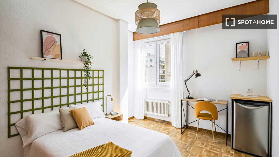 Double room Madrid, 7 beds — photo 77