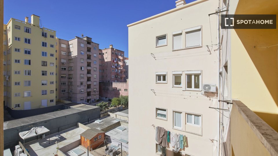 Double room Lisbon, 6 beds — photo 4