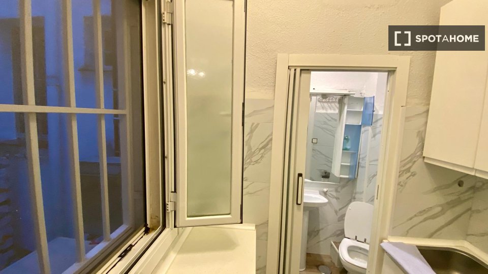 Apartment mono Madrid, 33m² — photo 1