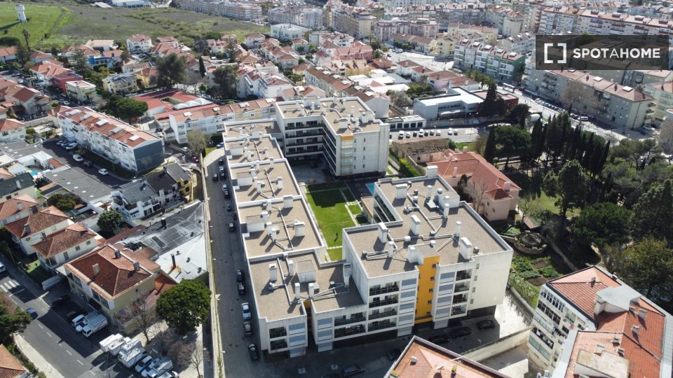Apartment Lisbon, 1 bed, 125m² — photo 9
