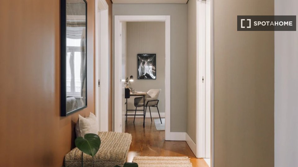 Apartment Lisbon, 2 beds — photo 16