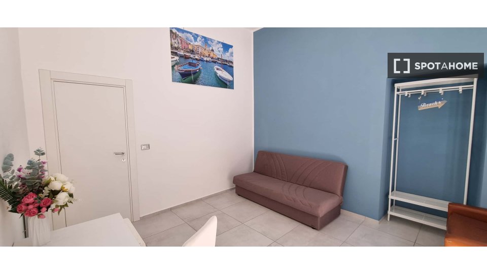 Double room Naples, 1 bed — photo 7