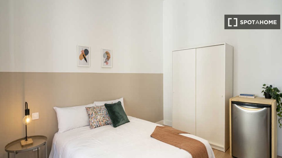 Double room Madrid, 16 beds — photo 28