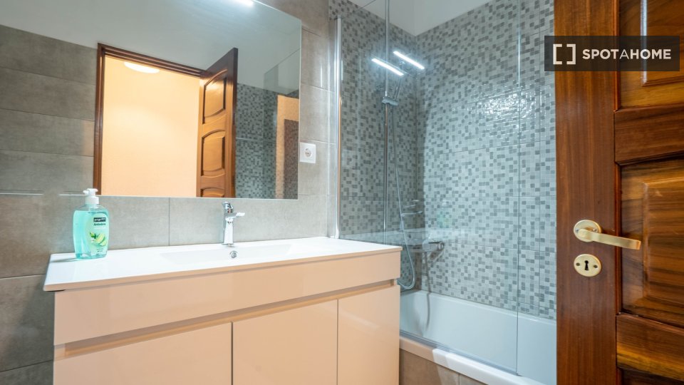 Double room Porto, 7 beds — photo 1