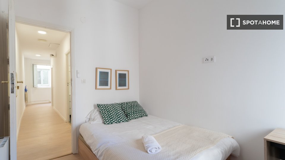 Double room Madrid, 10 beds — photo 69