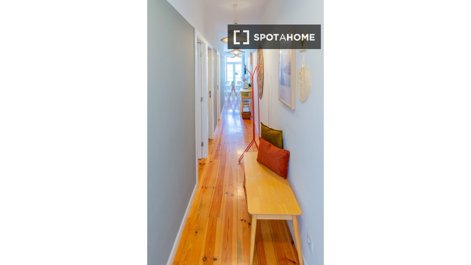 Apartment Porto, 2 beds, 76m² — photo 14