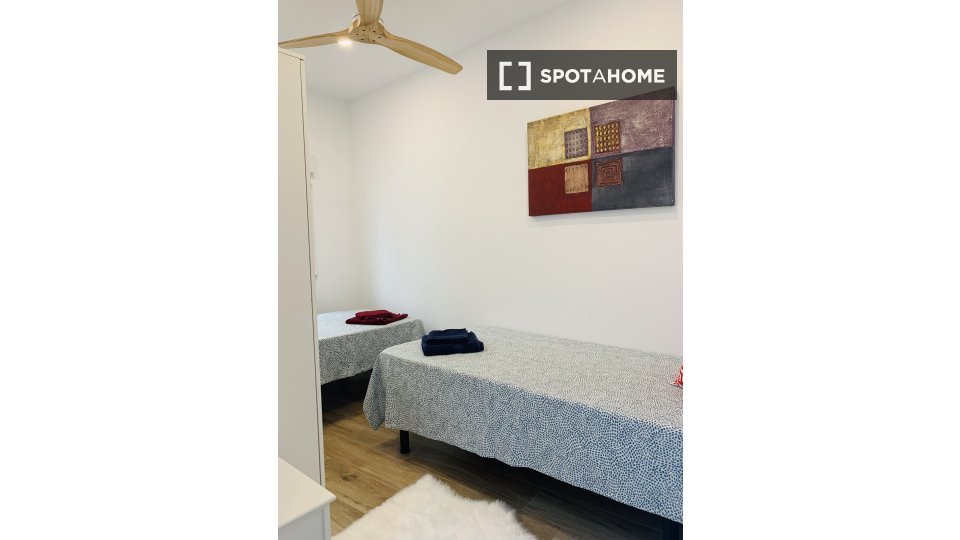 Apartment Madrid, 3 beds, 76m² — photo 1