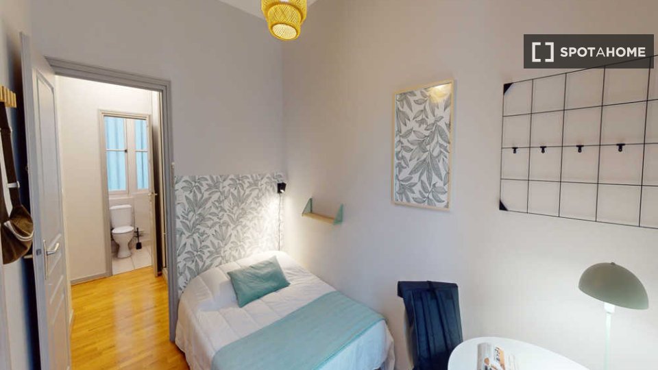 Double room Lyon, 7 beds, 150m² — photo 35