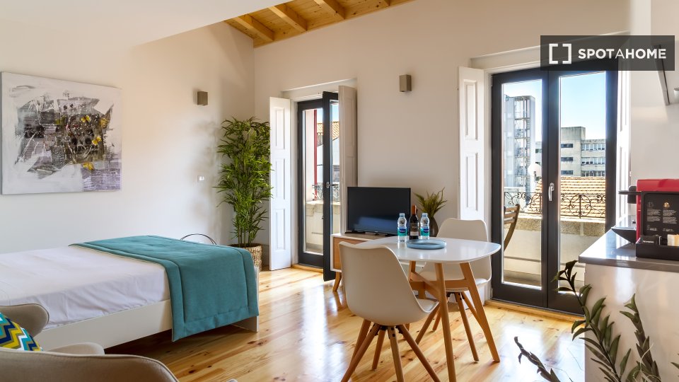 Apartment mono Porto, 25m² — photo 3