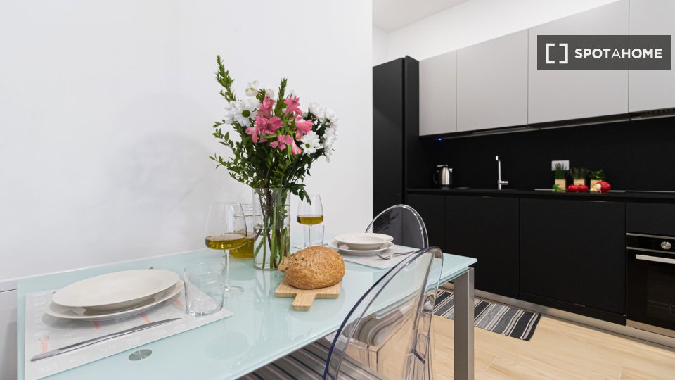 Apartment Milan, 1 bed, 48m² — photo 16