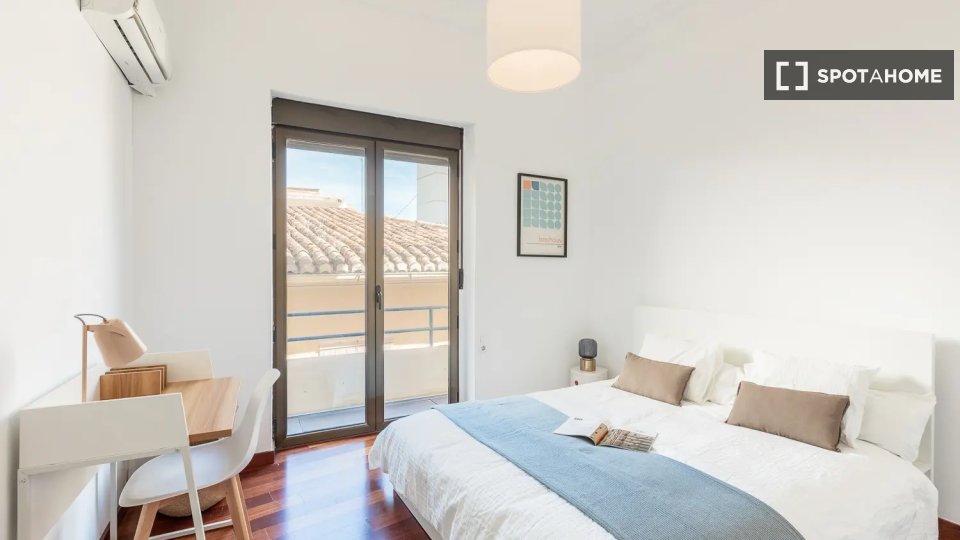 Double room Valencia, 7 beds — photo 10