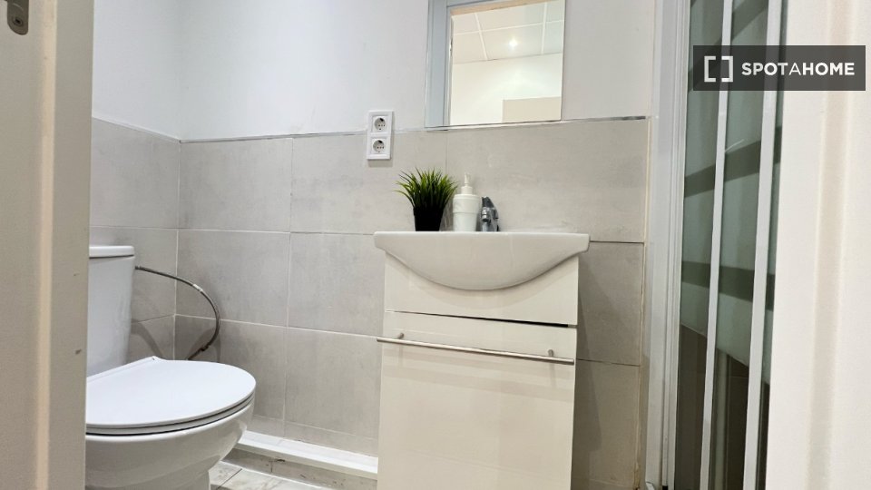 Apartment mono Madrid, 19m² — photo 21
