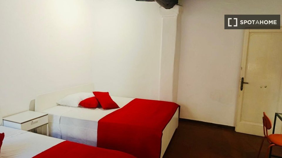 Double room Florence, 3 beds — photo 18