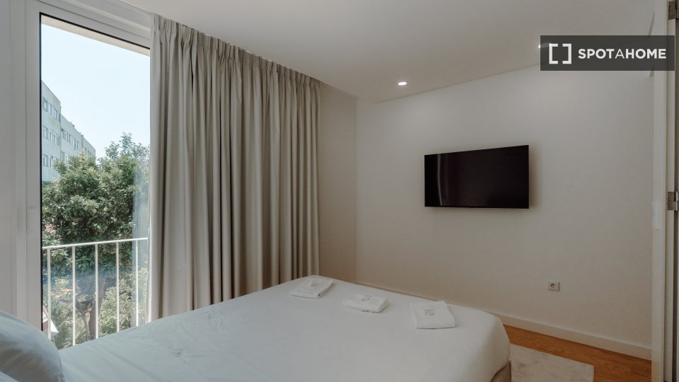 Apartment Porto, 1 bed, 100m² — photo 11