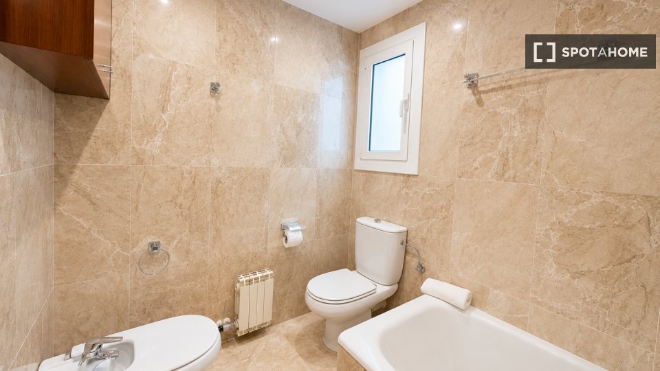 Appartement Barcelone, 2 chambres, 200m² — photo 2