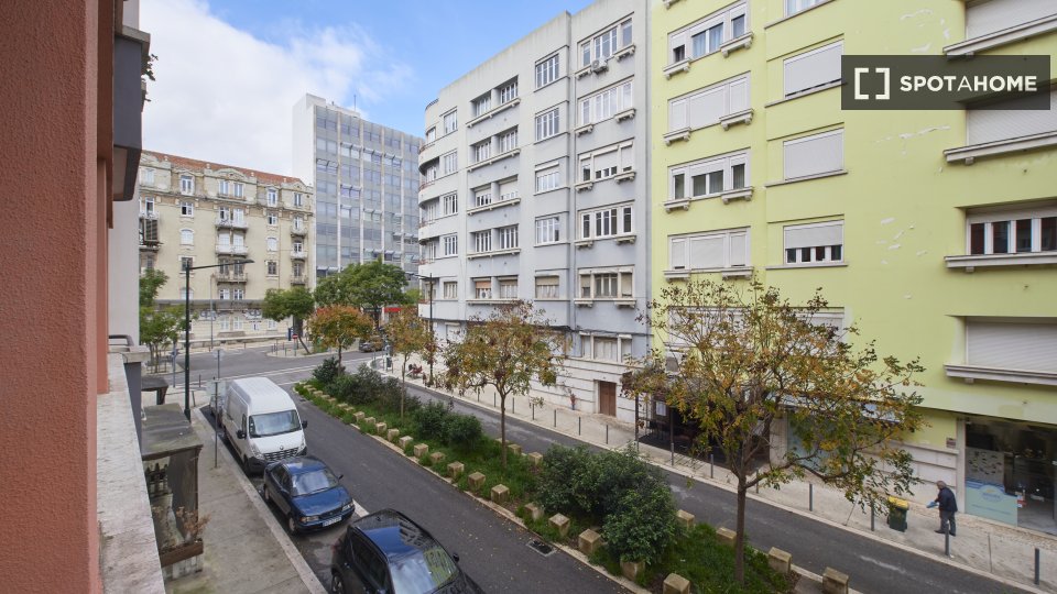 Double room Lisbon, 9 beds — photo 33