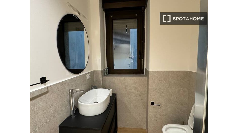 Apartment Milan, 1 bed — photo 9