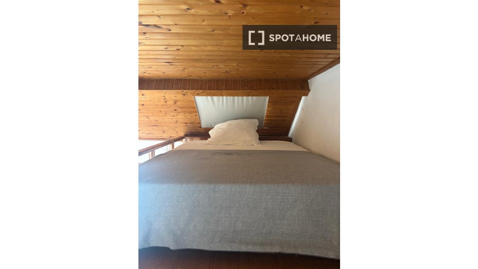 Apartment Lisbon, 2 beds, 90m² — photo 10