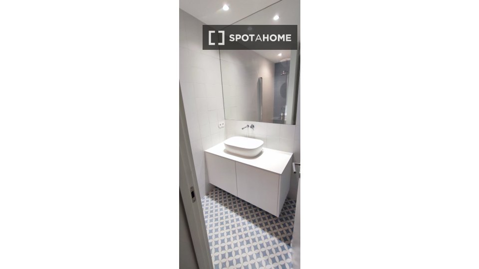 Apartment Porto, 2 beds, 100m² — photo 8