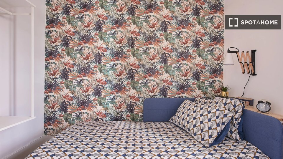Double room Lisbon, 13 beds — photo 11