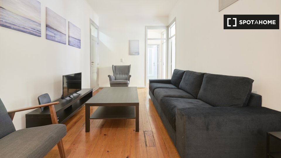 Double room Lisbon, 4 beds — photo 2