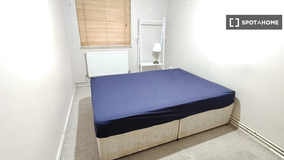 Double room London, 5 beds — photo 1